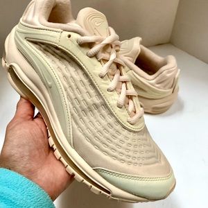 Nike Air Max Deluxe SE Size 7 Women’s AT8692 800